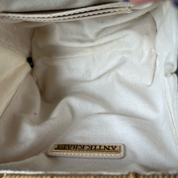 Mini Straw / Rattan Bag with Pearl Handle by Antik Kraft - Picture 9 of 16